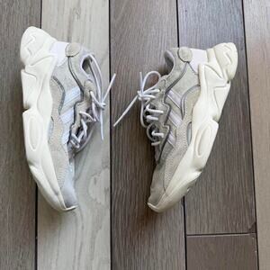 Adidas ozweego sneakers cream white
